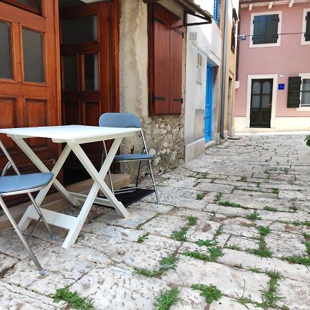 Rd22 Apartment Rovigno Esterno foto