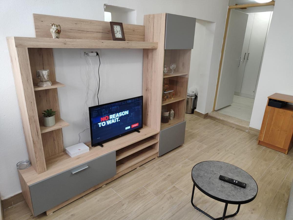 Rd22 Apartment Rovigno Esterno foto